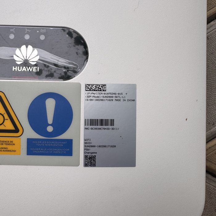 Invertor Huawei SUN2000-5KTL-L hibrid monofazat plus Smart Meter