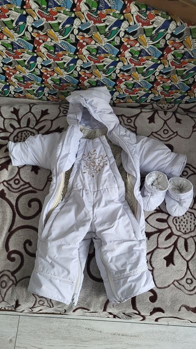 Продам детский комбинезон