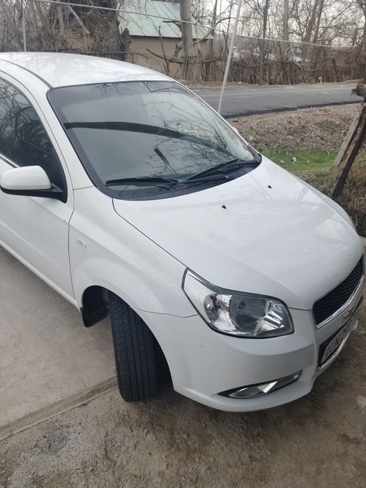 Nexia 3 2020 sotiladi rangi oq yurgani 168000 gazi bor megigar pult bo