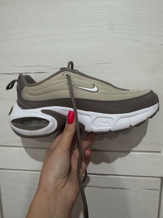 Nike , чисто нови , 38 номер