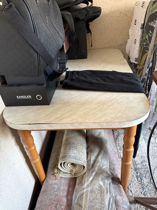 Продам обеданный стол