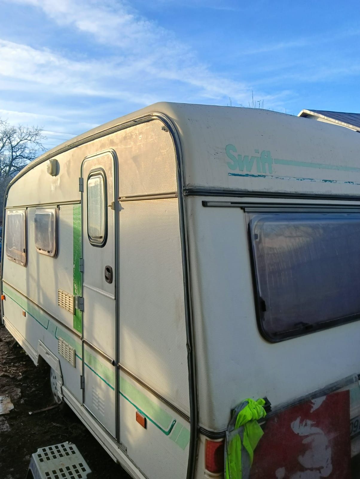 Rulota auto inscrisa Campina • OLX.ro