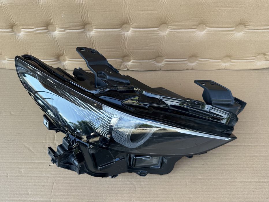 Far dreapta Mazda 3 2018-2021, Impecabil