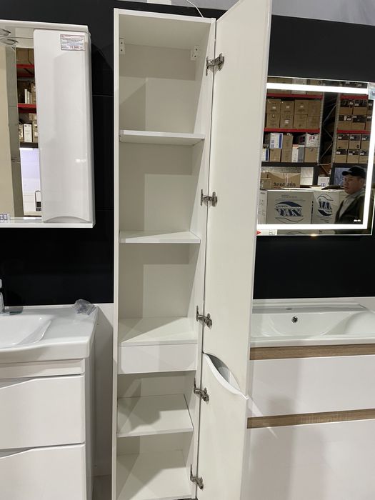 Продам шкаф для Ванной