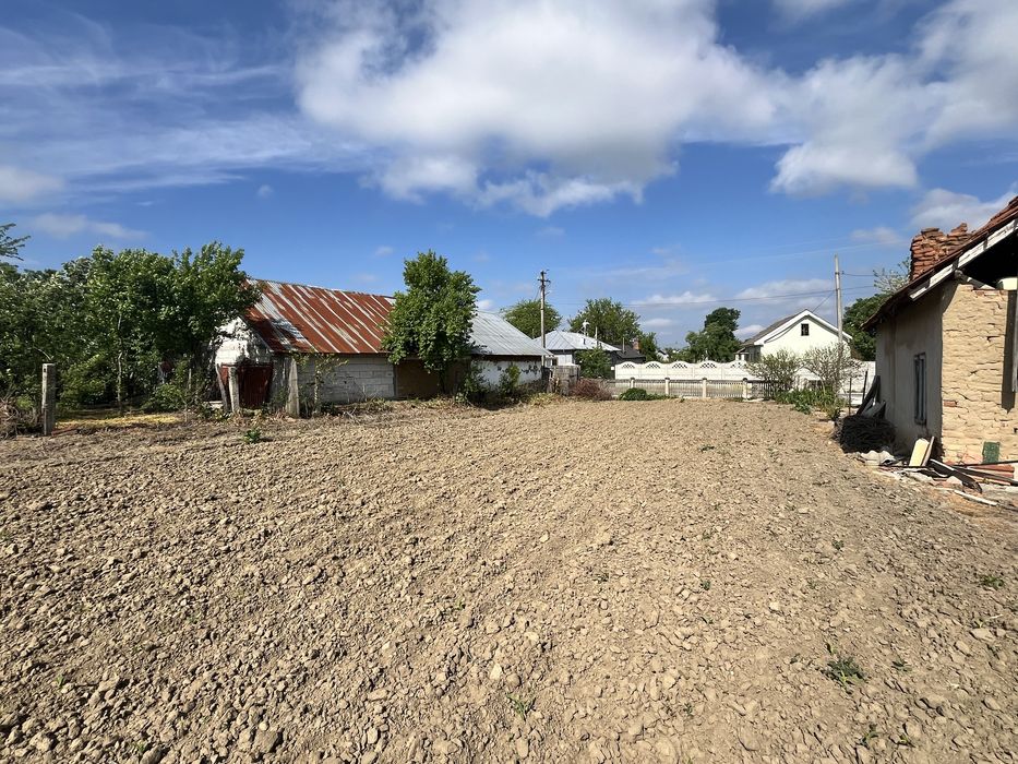 Casa Osica de Sus Osica de Sus • OLX.ro