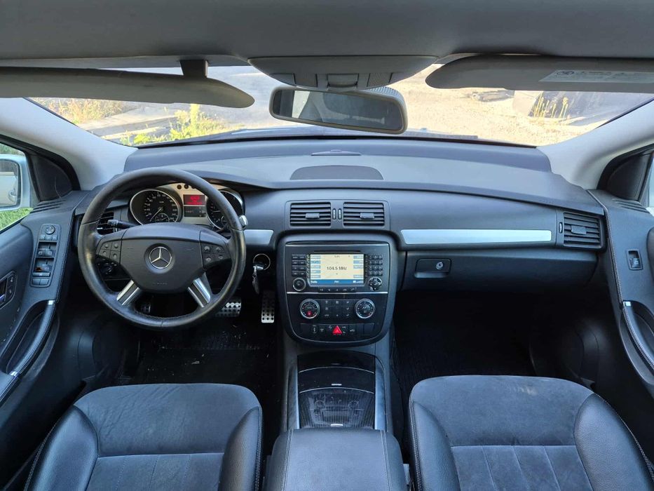 Mercedes W251 R320CDI 224кс AMG пакет ксенон теглич автоматик НА ЧАСТИ