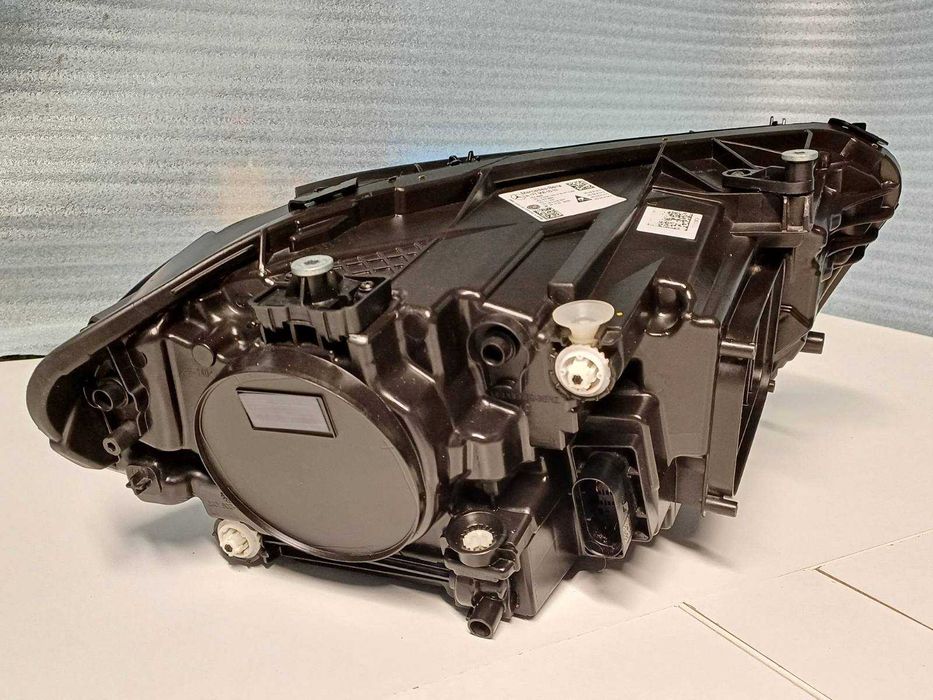 фар ляв и десен фарове Mercedes w177 A klass 2018-2025г. #1020 #1021