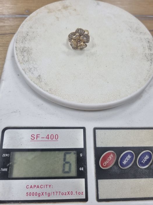 Кольцо с бриллиантами