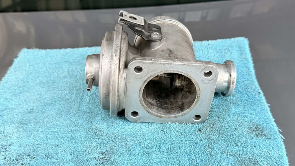 Дроселова клапа за BMW E60/E61