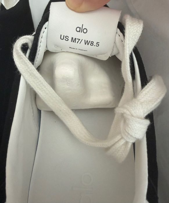 ALO Yoga Sunset Sneakers 39