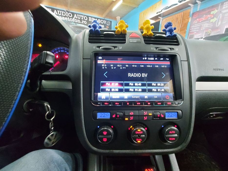 Montaj Navigație Android Casetofon Camera Statie Bass Difuzoare Auto
