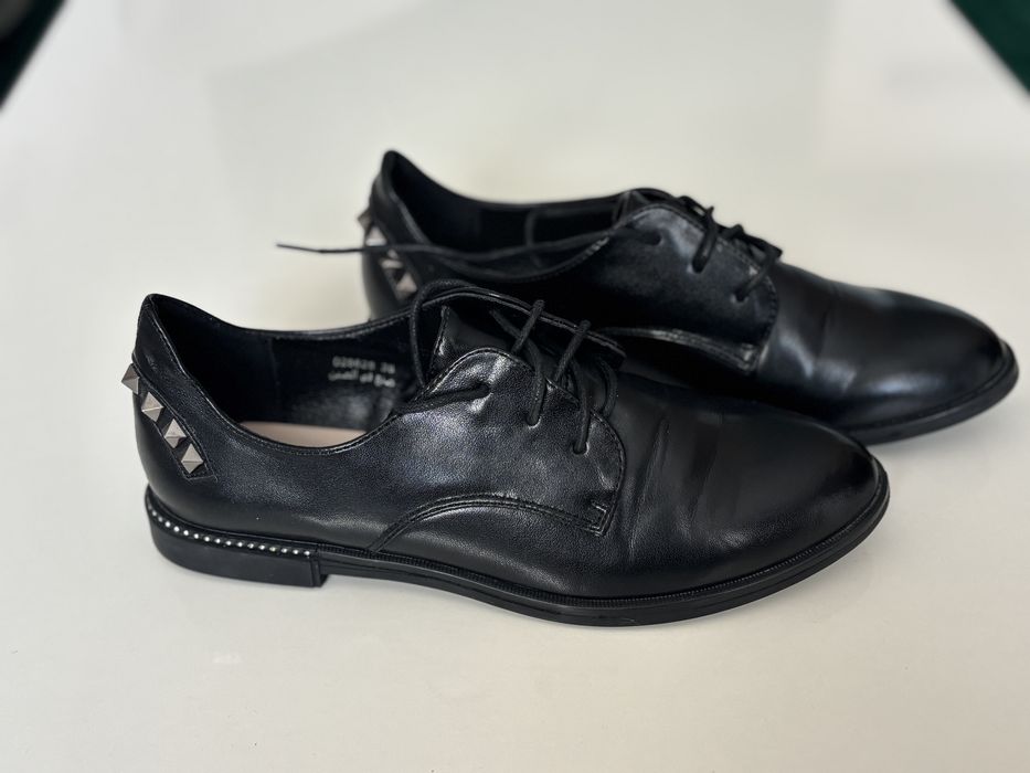 Официални обувки