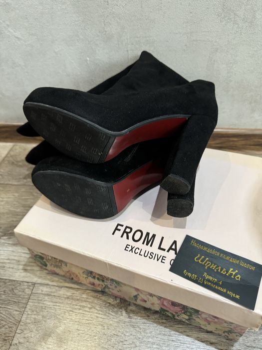 Сапоги женские ботфорты.