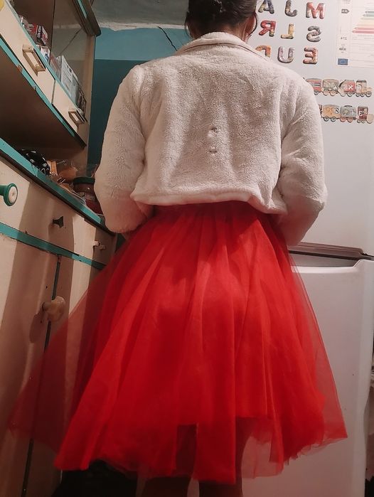 Rochie roșie/galbenă ocazie+blăniță,gene,ruj