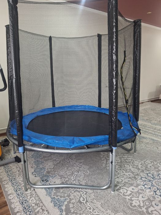Продам батут каркасны
