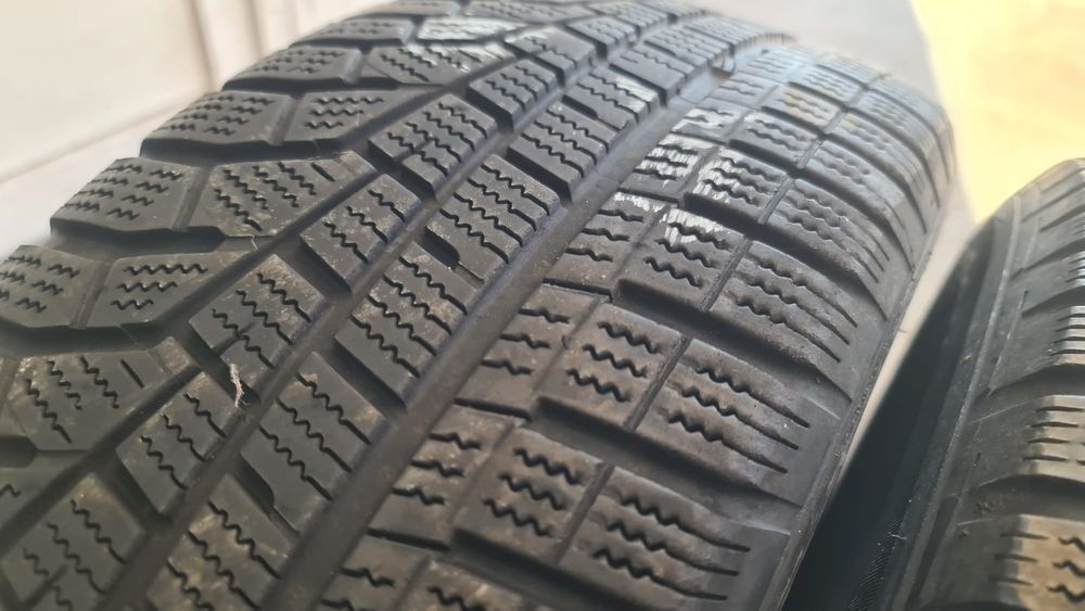 215 65 17 Hankook 4 anvelope iarna
