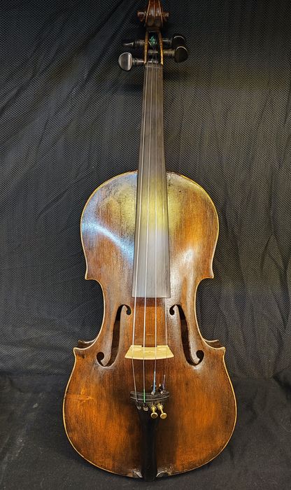 Vioară veche germană