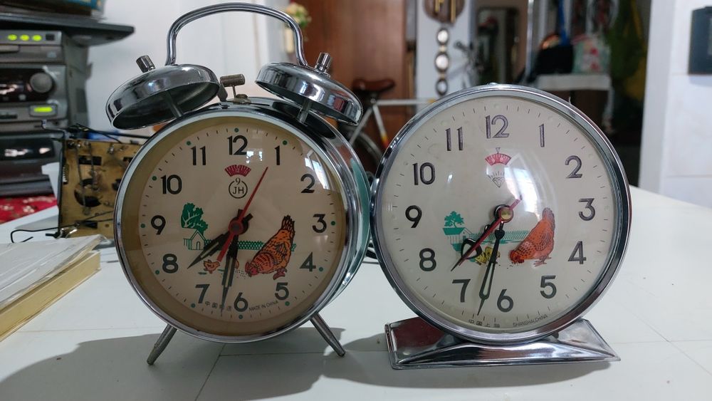 ceas de masă Diamond  și JH China