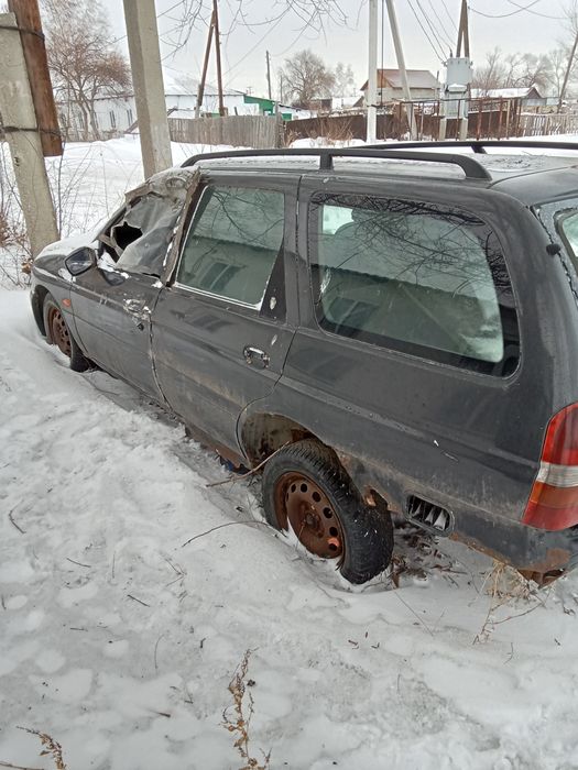 Продам форд Мондео на запчасти.