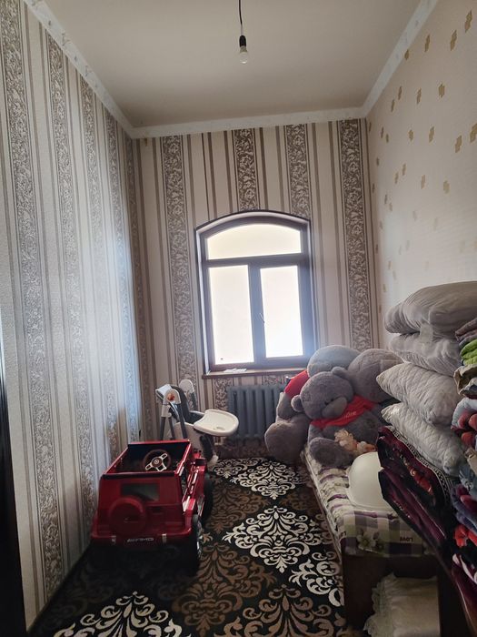 Ўртасаройда тезда хамма шароитга эга уй сотилади