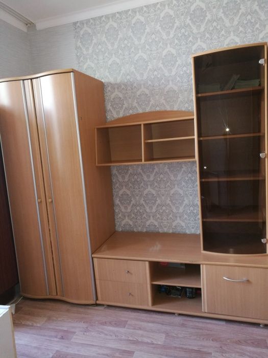 Стенка продам срочно