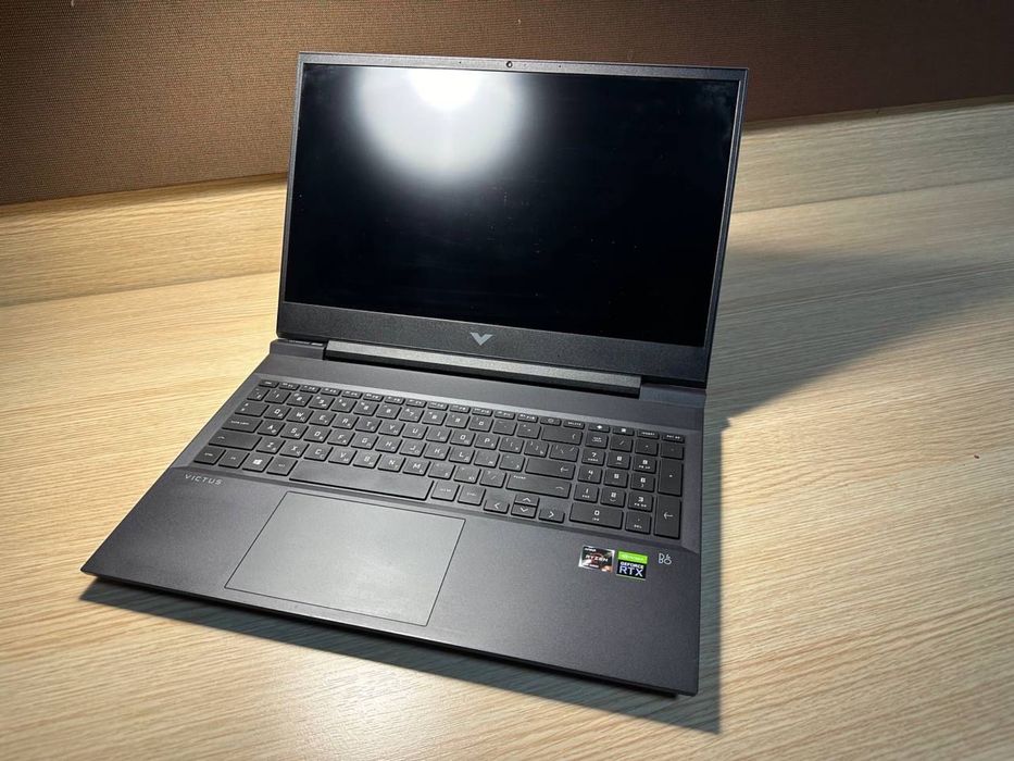 Ноутбук виктус hp