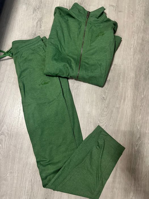 Различни модели дрехи