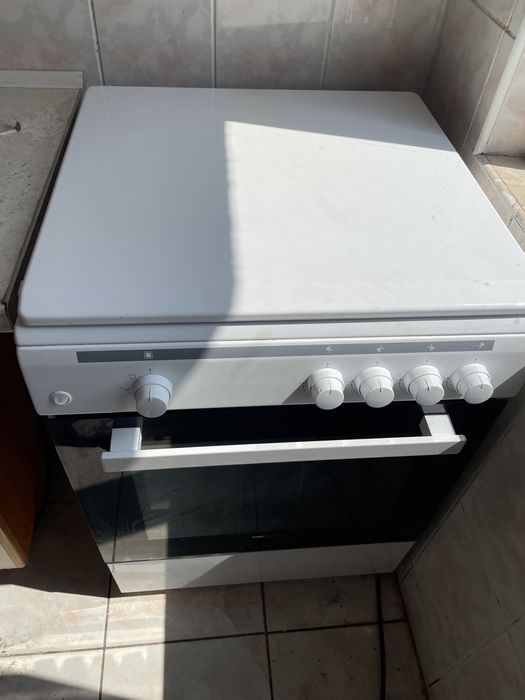 Aragaz cu aprindere electrica Heinner