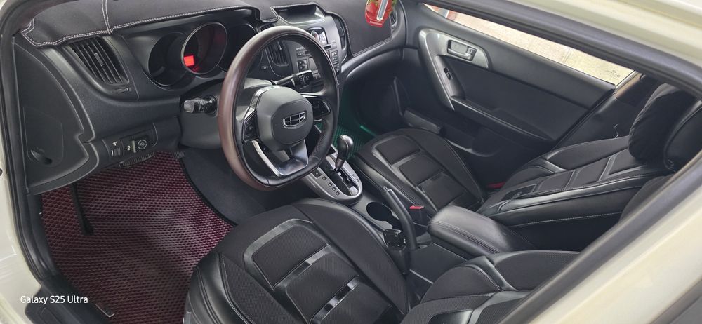 Срочно п2009 Kia Forte for sale родаетсяKia Forte 2009