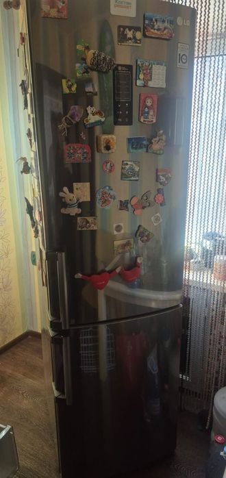 Продам холодильник LG на запчасти