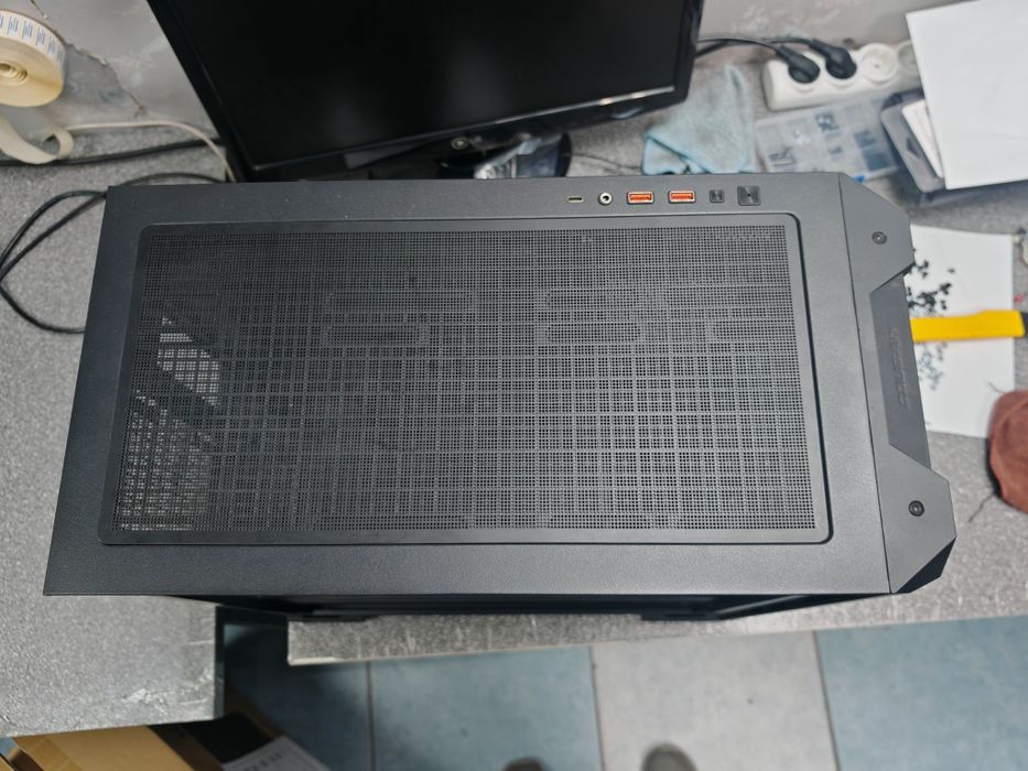 Продам корпус Cougar mx600 mini