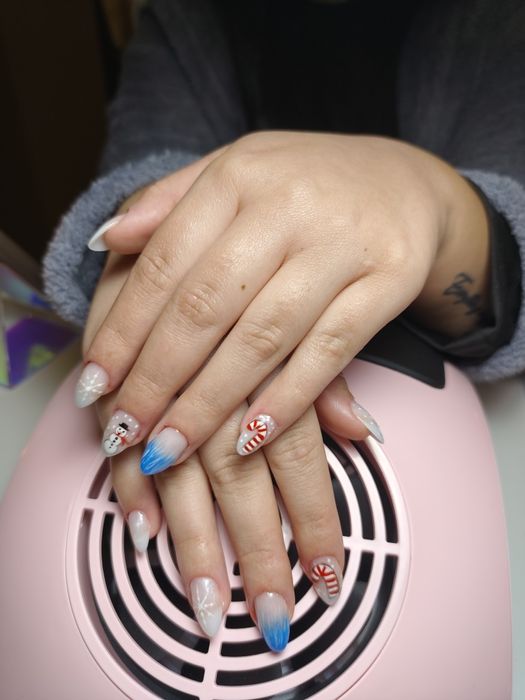 Unghii cu gel 60 lei!!! Apărători Patriei!!!