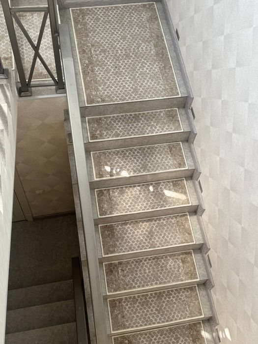 Профессиональная укладка ковров, ковролина, оверлок, склейка