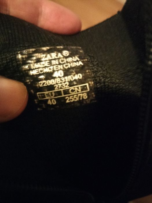 Vand pulovere femei+ghete Zara