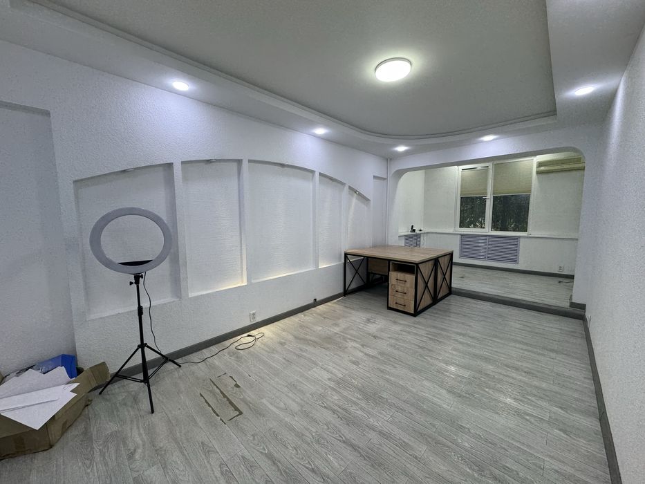 Сдается в аренду офис 100кв в Центре Ц4