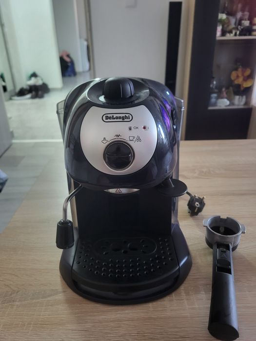Espresor cafea DeLonghi