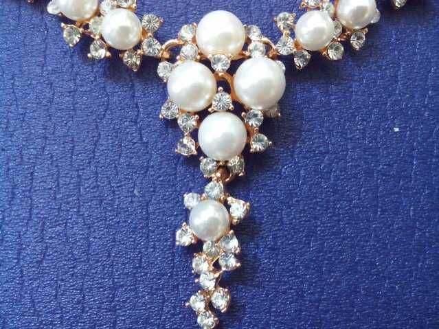 Серьги и колье, жемчуг. Корея