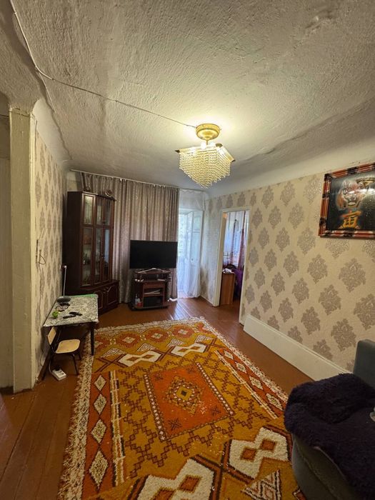 Продам 2 комнатную квартиру
