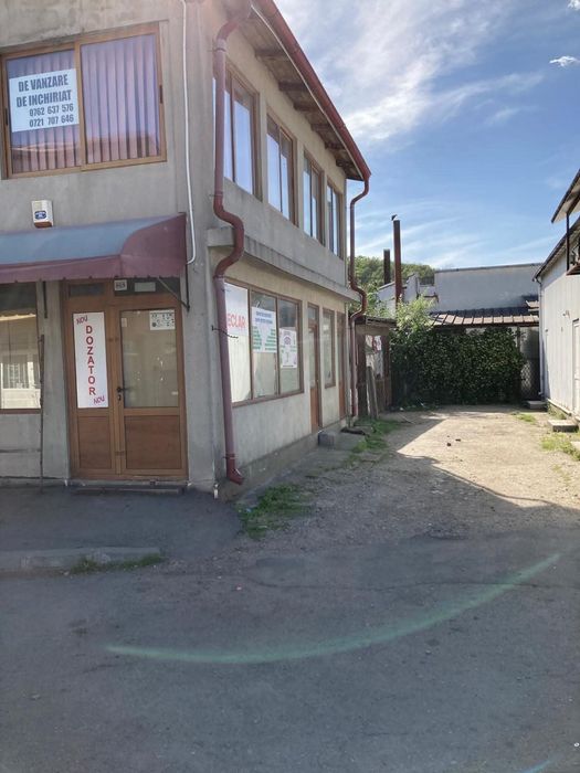 Clădire/ spatiu comercial