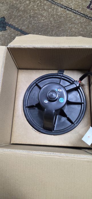 Вентилятор салона Ауди 80