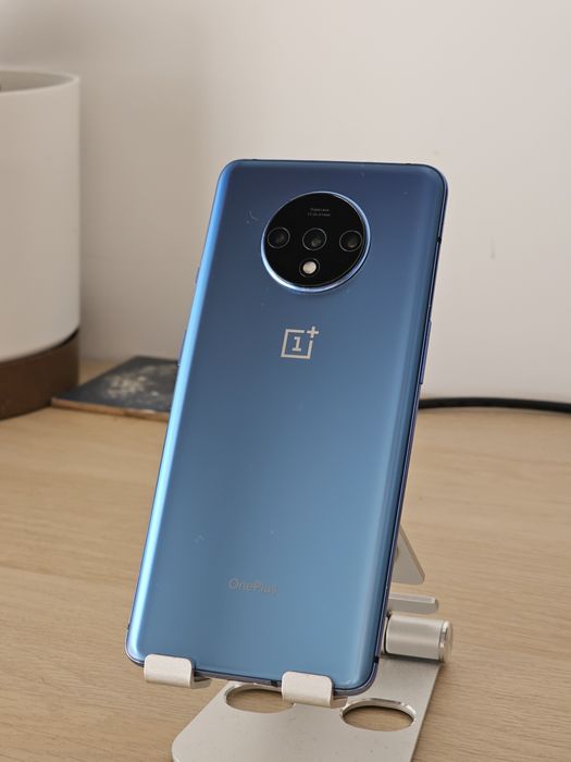 OnePlus 7t  blue glacier 256gb