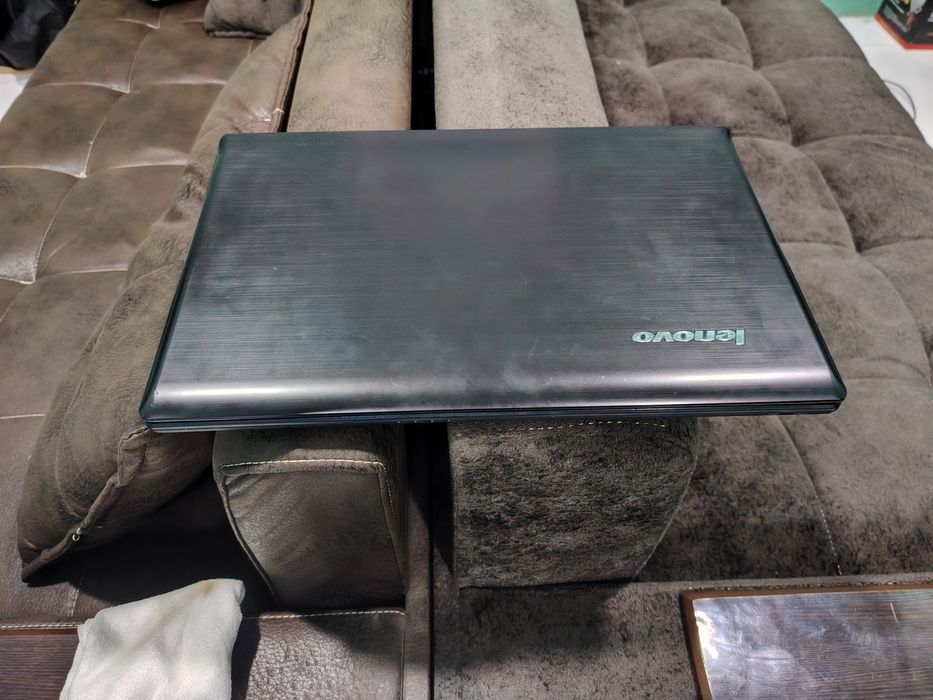 Lenova Notebook sotiladi