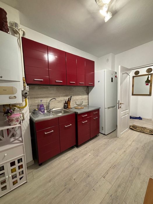 Apartament 3 camere de inchiriat