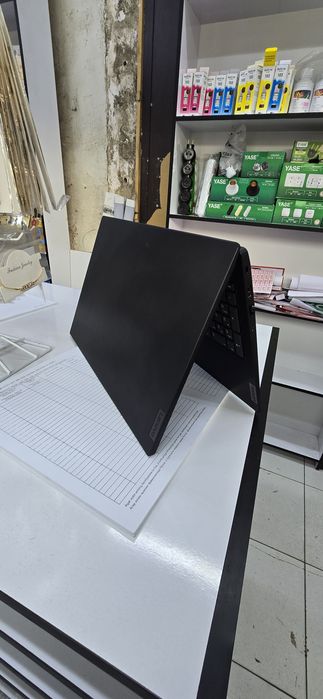 Lenovo Celeron sotiladi yangi holatda