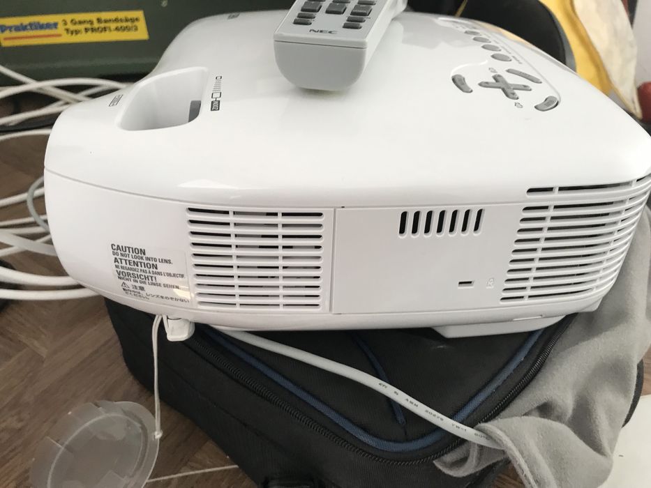 Proiector Nec LT380