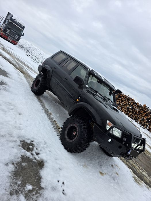 Vând Nissan Patrol y61 motor 4.2 Autoutilitara
