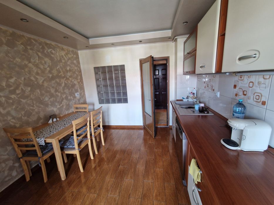 Apartament de închiriat pe Calea lui Traian, Lenin Sud (Politie)