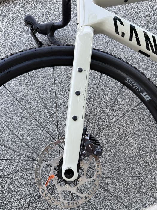 Canyon Grizl CF 7 карбонов гравел Shimano GRX 1x12 DT Swiss 28”