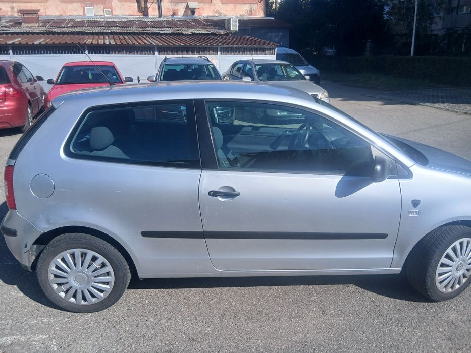 De vanzare golf polo 1.4 benzina