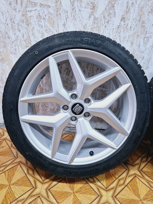 Set Jante cu anvelope iarna  215 45 17 Originale Seat Ibiza 6F R17